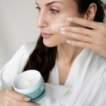 YOSHINO PURE & CARE Kétszeresen Aktív Tisztító Balzsam